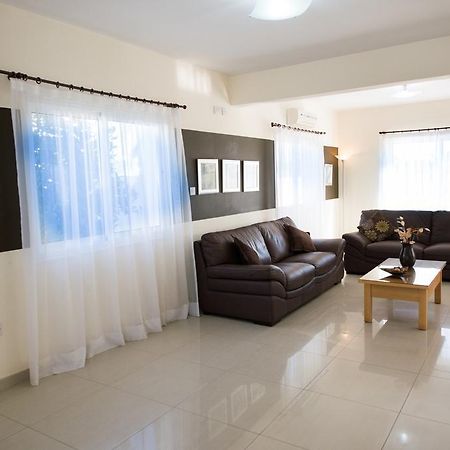 Hara Nissi Beach Villas 아이아 나파 외부 사진