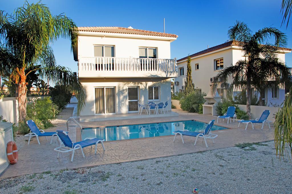 Hara Nissi Beach Villas 아이아 나파 외부 사진