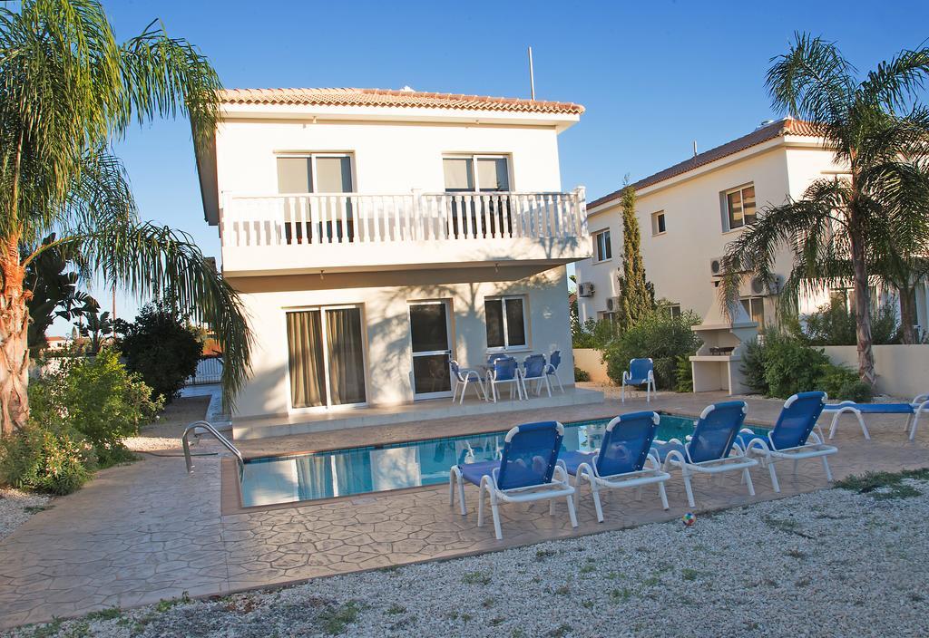 Hara Nissi Beach Villas 아이아 나파 외부 사진